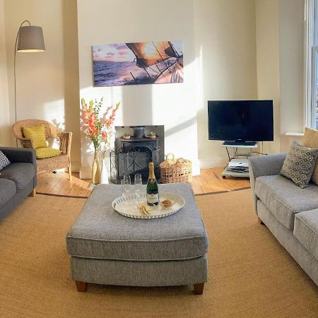 Quayside Villa Whitby Bagian luar foto
