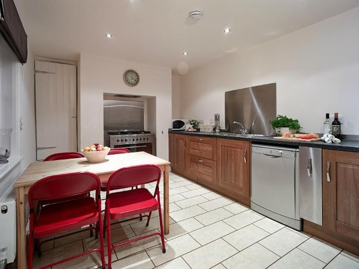 Quayside Villa Whitby Bagian luar foto